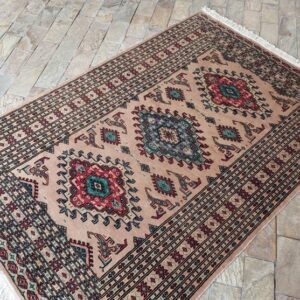 Tapete Lahore Paquistão 280 pontos  1,85x1,26=2,33m² cód. 400-02511